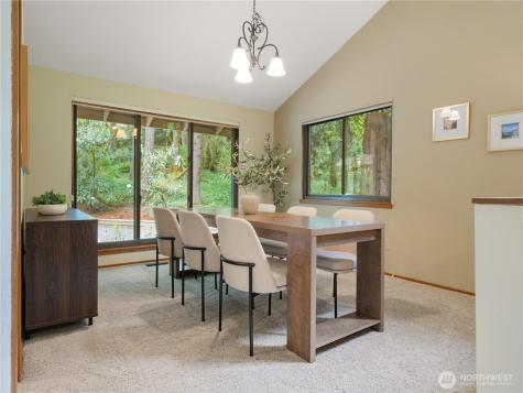 24214 SE 18th Place Sammamish WA 98075