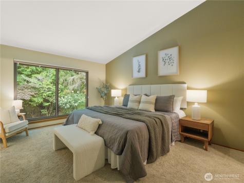 24214 SE 18th Place Sammamish WA 98075