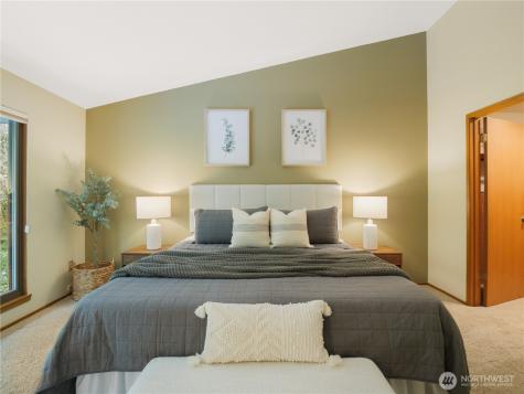 24214 SE 18th Place Sammamish WA 98075