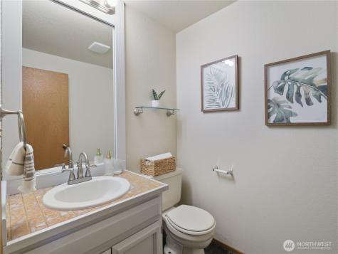 24214 SE 18th Place Sammamish WA 98075