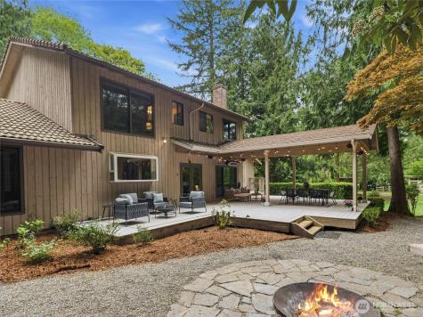 24214 SE 18th Place Sammamish WA 98075