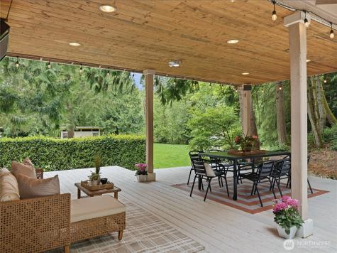 24214 SE 18th Place Sammamish WA 98075