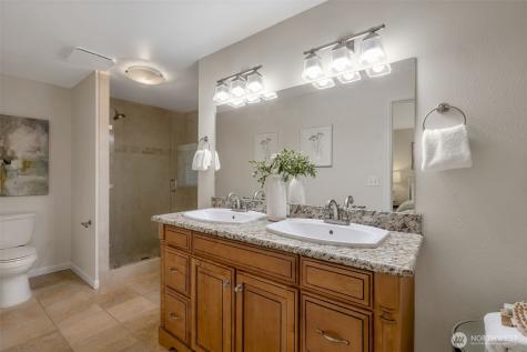 9236 NE 126th Place Kirkland WA 98034