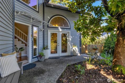 9236 NE 126th Place Kirkland WA 98034
