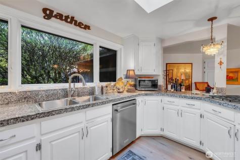 13320 211th Place NE Woodinville WA 98077