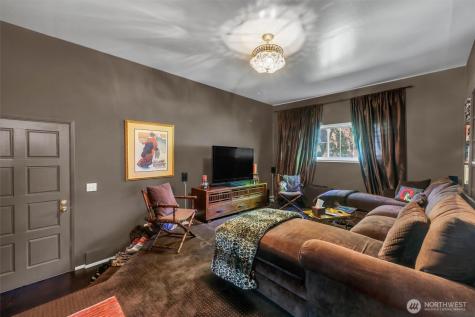 13320 211th Place NE Woodinville WA 98077