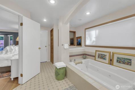 13320 211th Place NE Woodinville WA 98077