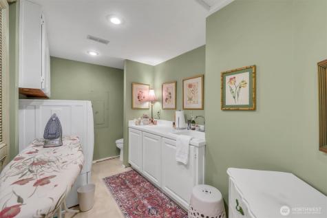 13320 211th Place NE Woodinville WA 98077