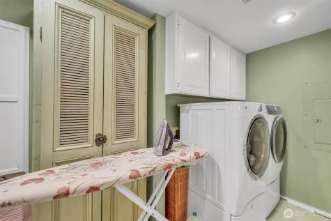 13320 211th Place NE Woodinville WA 98077