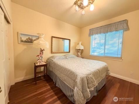 255 Astro Drive Kelso WA 98626
