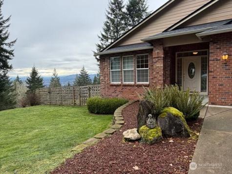 255 Astro Drive Kelso WA 98626