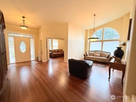 255 Astro Drive Kelso WA 98626