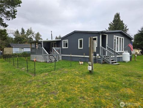 32211 N Place Ocean Park WA 98640