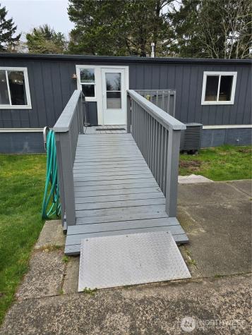 32211 N Place Ocean Park WA 98640