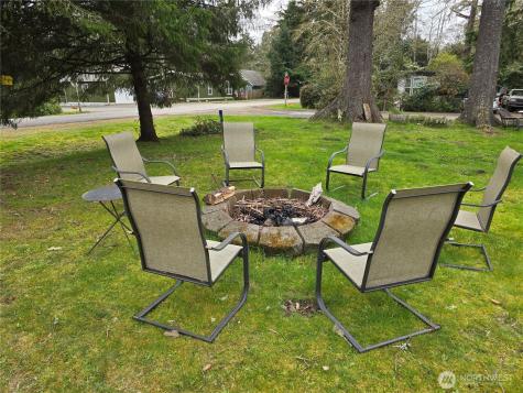 32211 N Place Ocean Park WA 98640