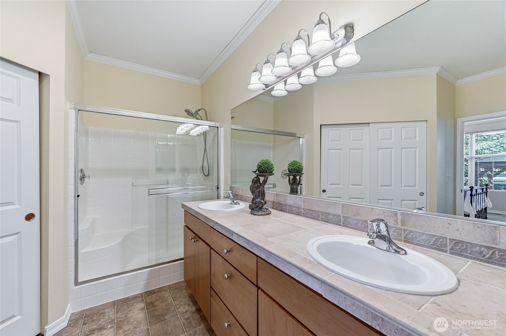 24563 NE Vine Maple Way Redmond WA 98053