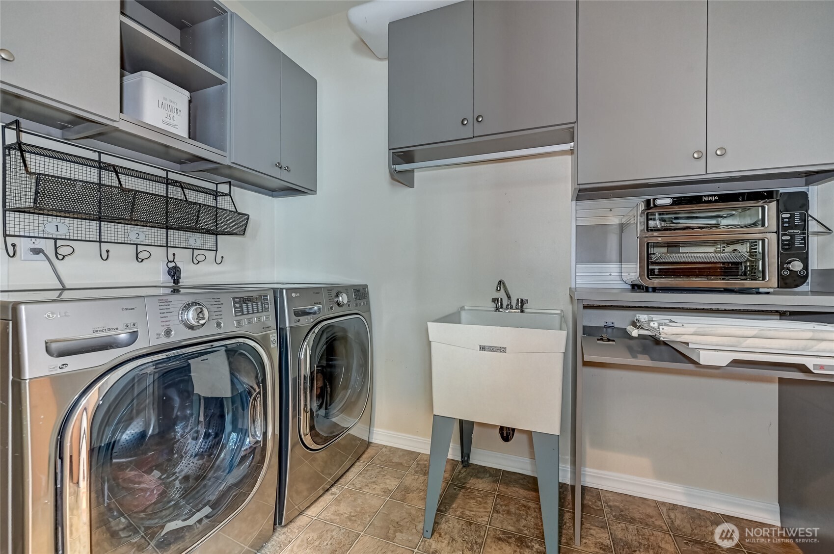 24563 NE Vine Maple Way Redmond WA 98053