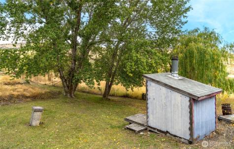 154 Knox Road Riverside WA 98849