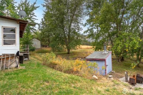 154 Knox Road Riverside WA 98849