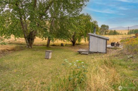 154 Knox Road Riverside WA 98849