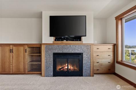 1015 Aqua Vista Lane Camano Island WA 98282