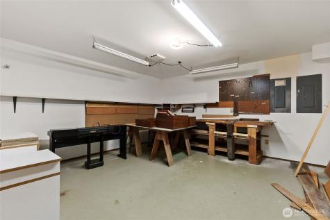 1015 Aqua Vista Lane Camano Island WA 98282