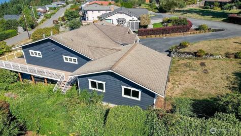 1015 Aqua Vista Lane Camano Island WA 98282