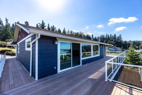 1015 Aqua Vista Lane Camano Island WA 98282