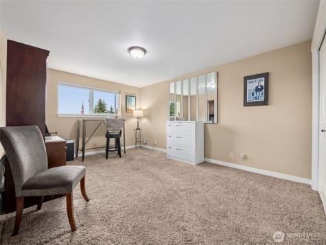 12430 136th Avenue E Puyallup WA 98374
