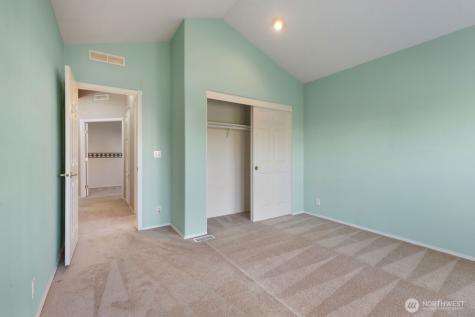 8902 60th Avenue E Puyallup WA 98371