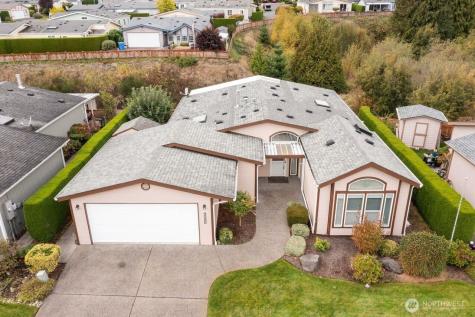 8902 60th Avenue E Puyallup WA 98371