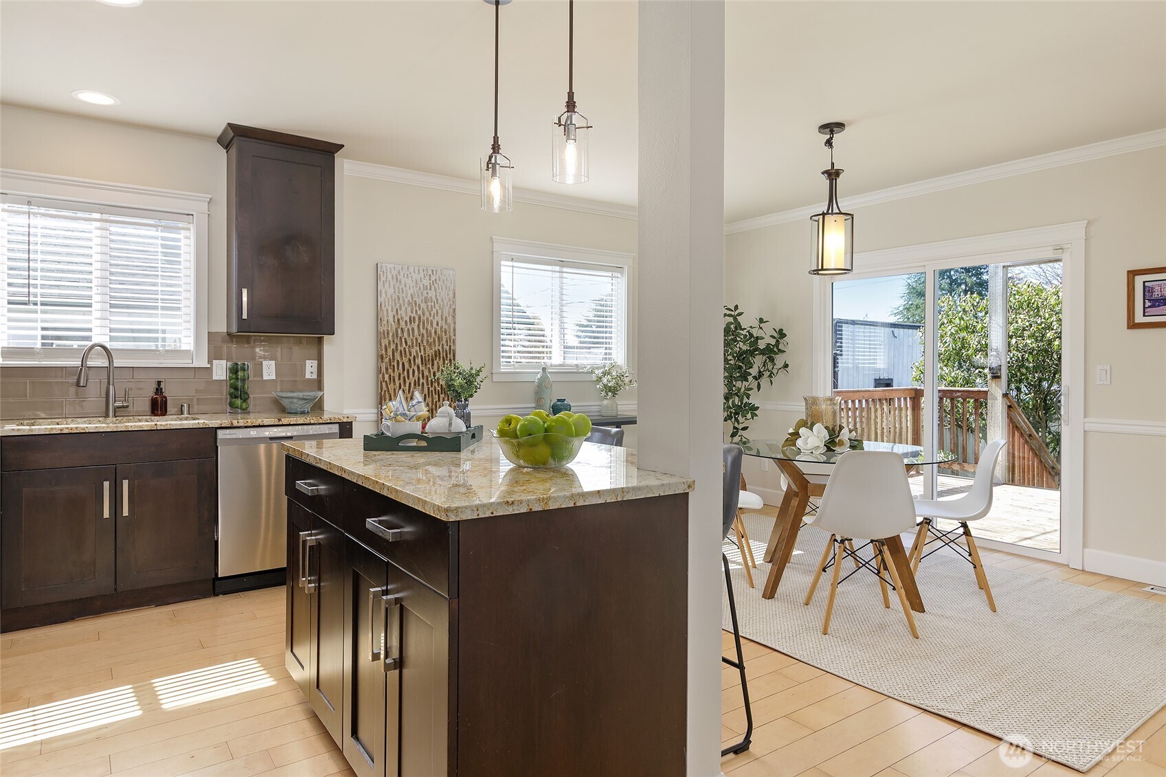 1910 Chestnut Street Everett WA 98201