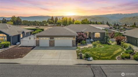 700 Clarissa Lane East Wenatchee WA 98802