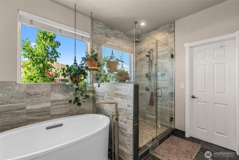 700 Clarissa Lane East Wenatchee WA 98802