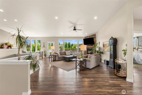 700 Clarissa Lane East Wenatchee WA 98802
