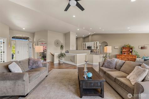 700 Clarissa Lane East Wenatchee WA 98802