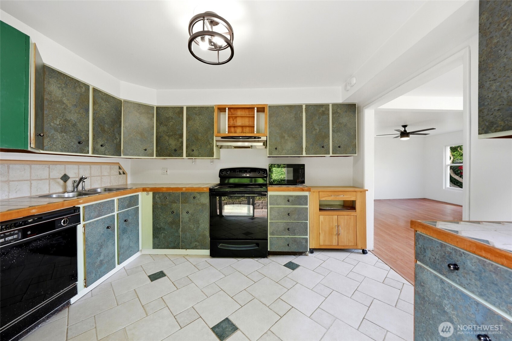 10330 Stone Avenue N Seattle WA 98133