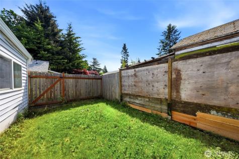 10330 Stone Avenue N Seattle WA 98133