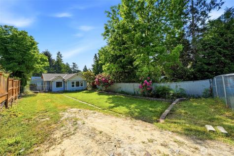 10330 Stone Avenue N Seattle WA 98133