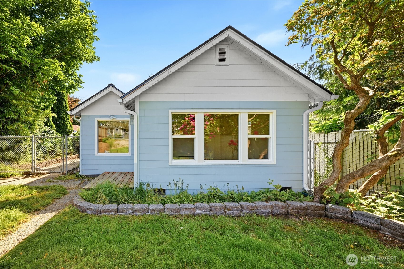 10330 Stone Avenue N Seattle WA 98133