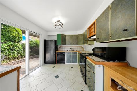 10330 Stone Avenue N Seattle WA 98133