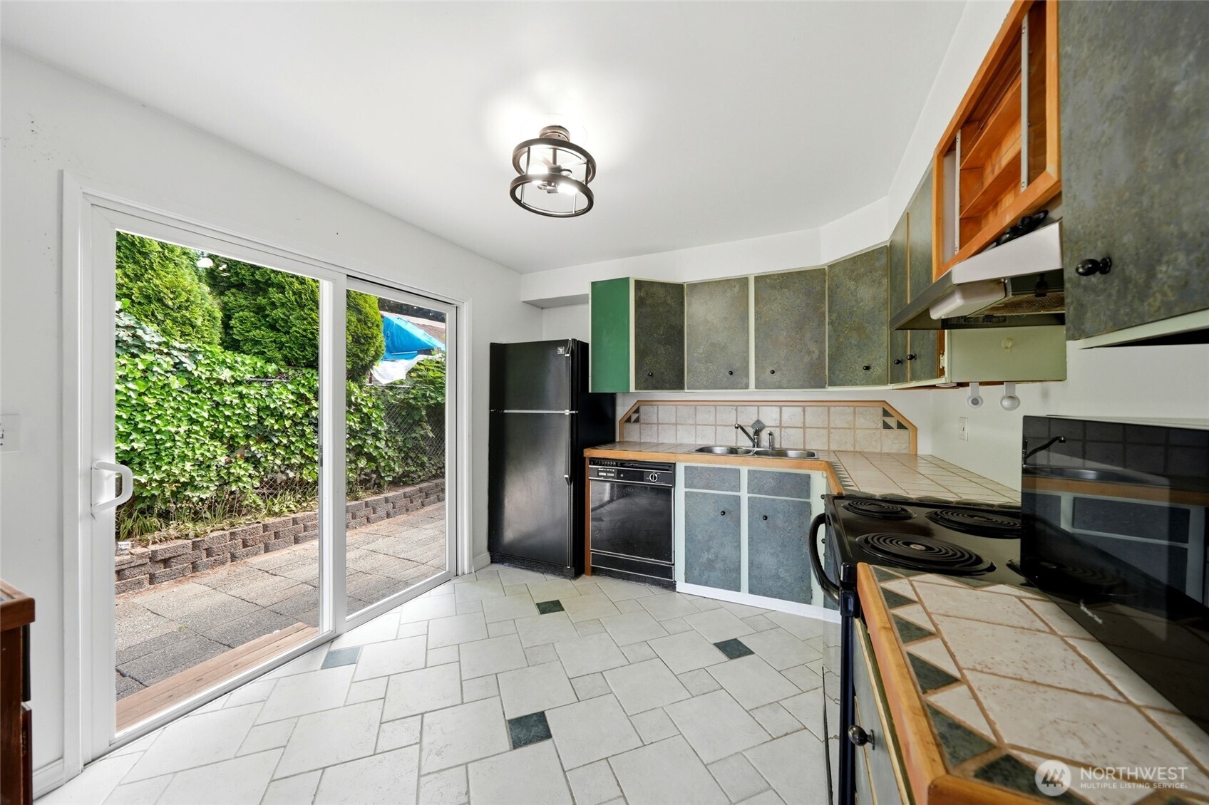 10330 Stone Avenue N Seattle WA 98133