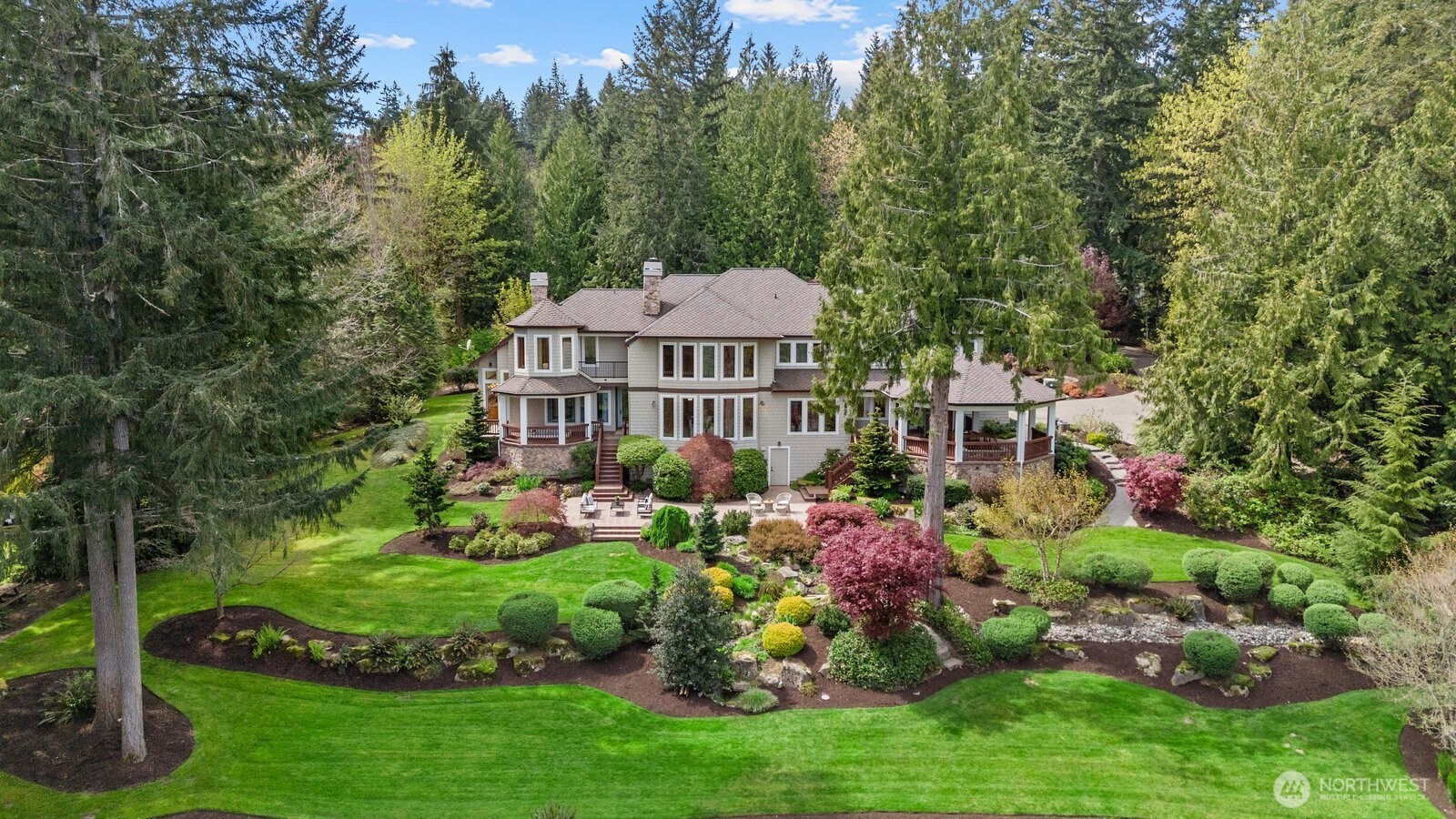 13748 242nd Avenue NE Woodinville WA 98077