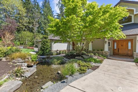 13748 242nd Avenue NE Woodinville WA 98077