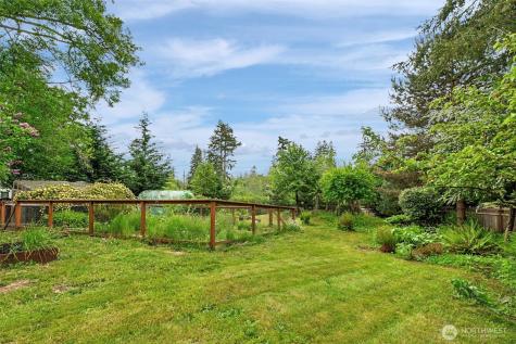 10414 SW 110th Street Vashon WA 98070