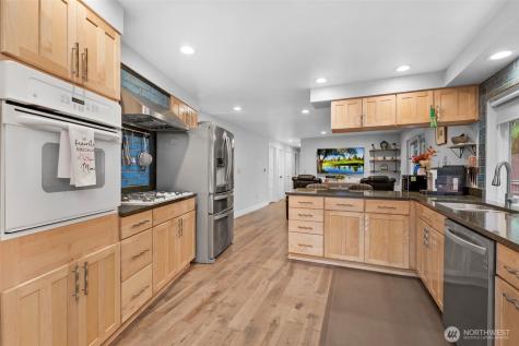 10414 SW 110th Street Vashon WA 98070