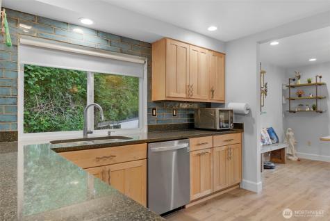 10414 SW 110th Street Vashon WA 98070