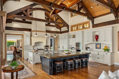 5128 Rockaway Beach Road NE Bainbridge Island WA 98110