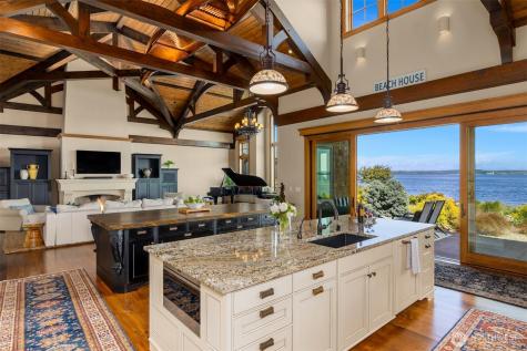 5128 Rockaway Beach Road NE Bainbridge Island WA 98110