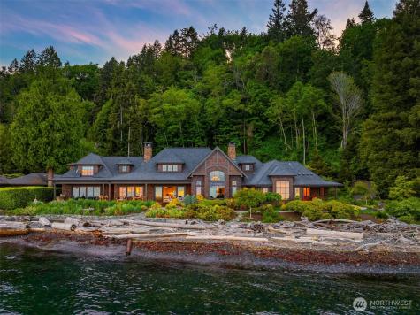 5128 Rockaway Beach Road NE Bainbridge Island WA 98110